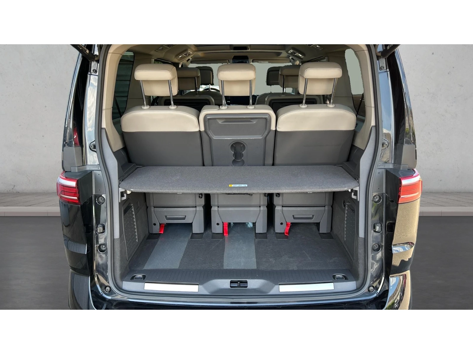 VW Multivan Месечна вноска от 749  , снимка 10 - Автомобили и джипове - 54609600