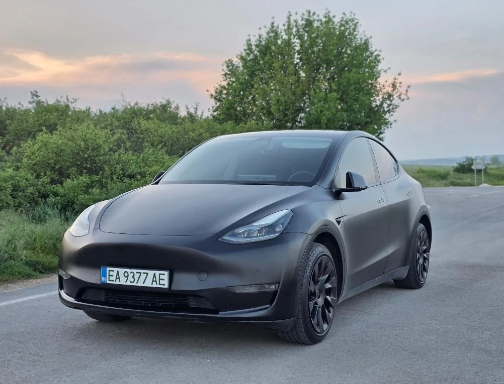 Tesla Model Y Long Range 4x4 Перфектен, снимка 14 - Автомобили и джипове - 54648497