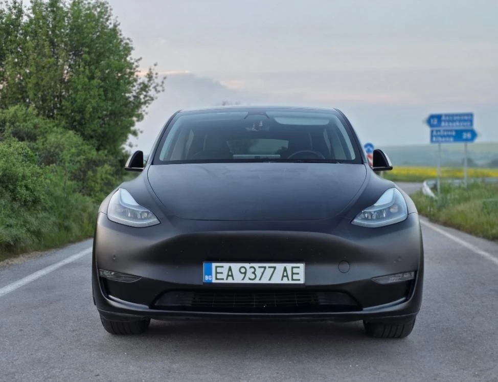 Tesla Model Y Long Range 4x4 Перфектен, снимка 6 - Автомобили и джипове - 54648497