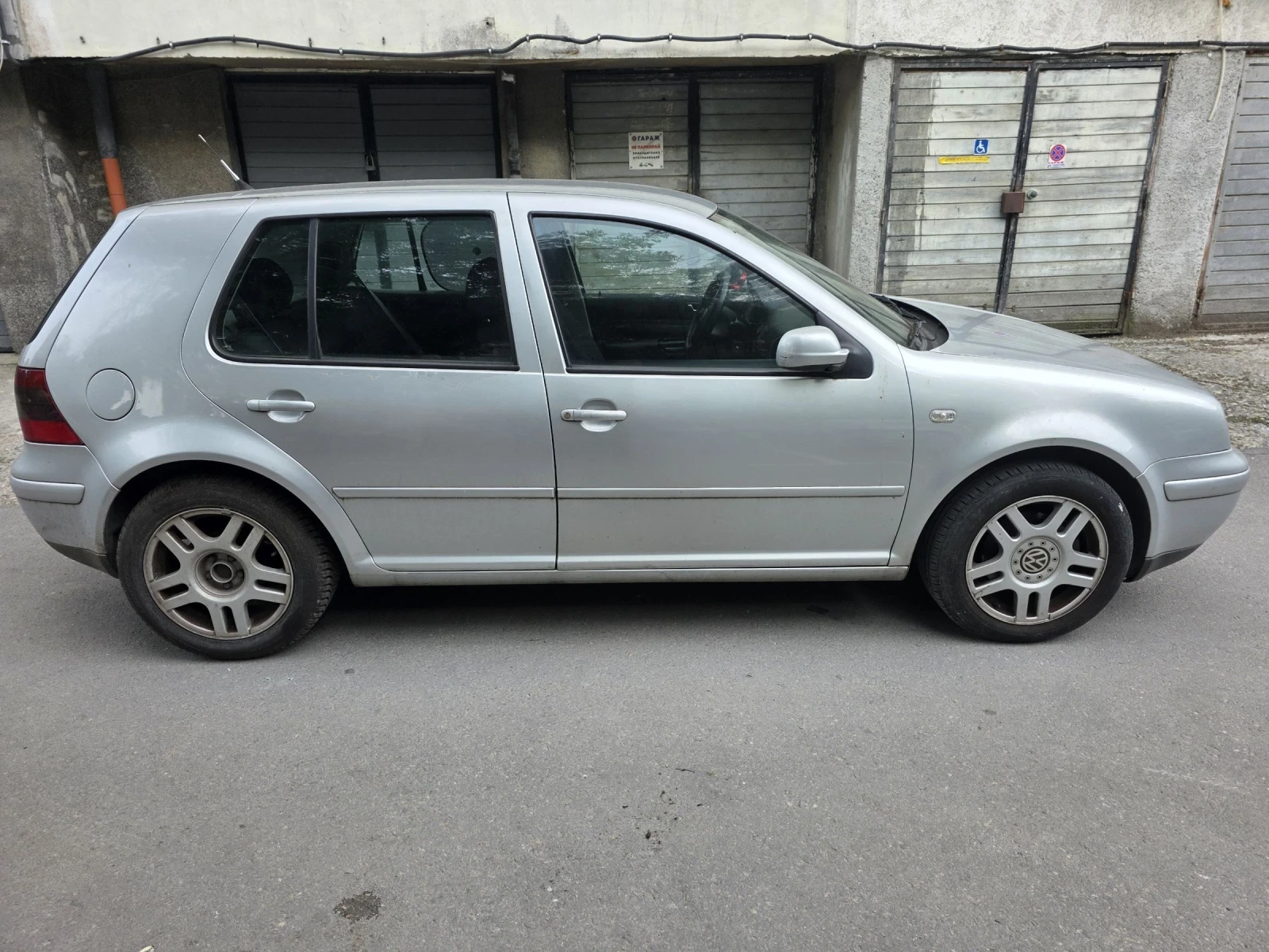 VW Golf AJM помпа дюза 115кс., снимка 8 - Автомобили и джипове - 54671171