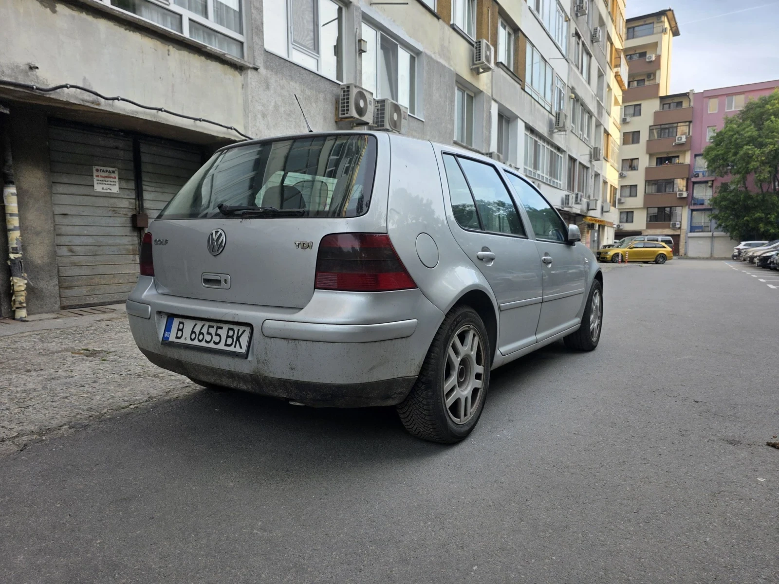 VW Golf AJM помпа дюза 115кс., снимка 4 - Автомобили и джипове - 54671171