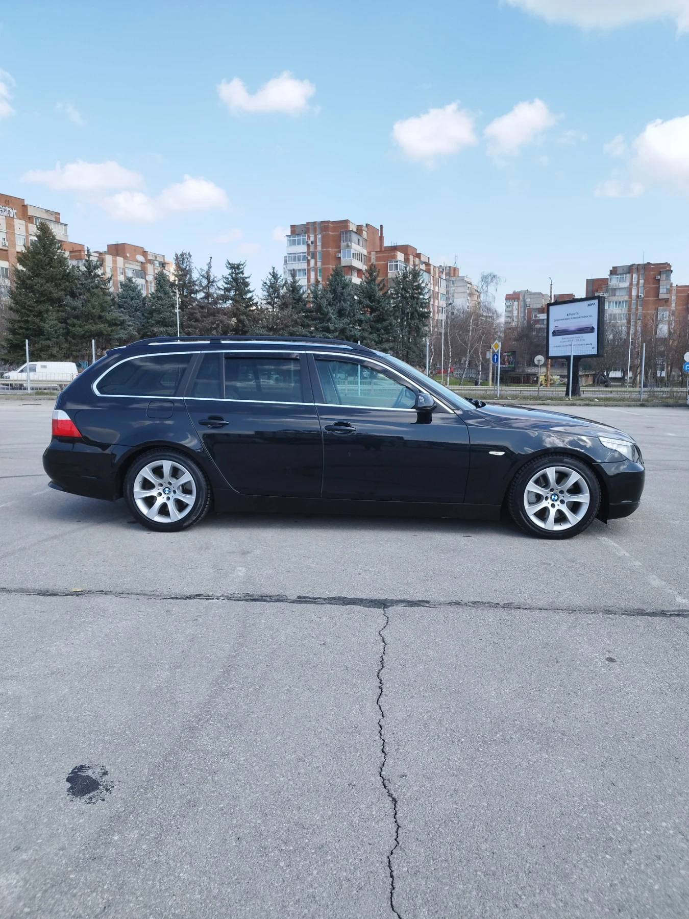 BMW 535 Пълна сервизна история, Обслужена, 3 ключа, Теглич, снимка 3 - Автомобили и джипове - 54806806