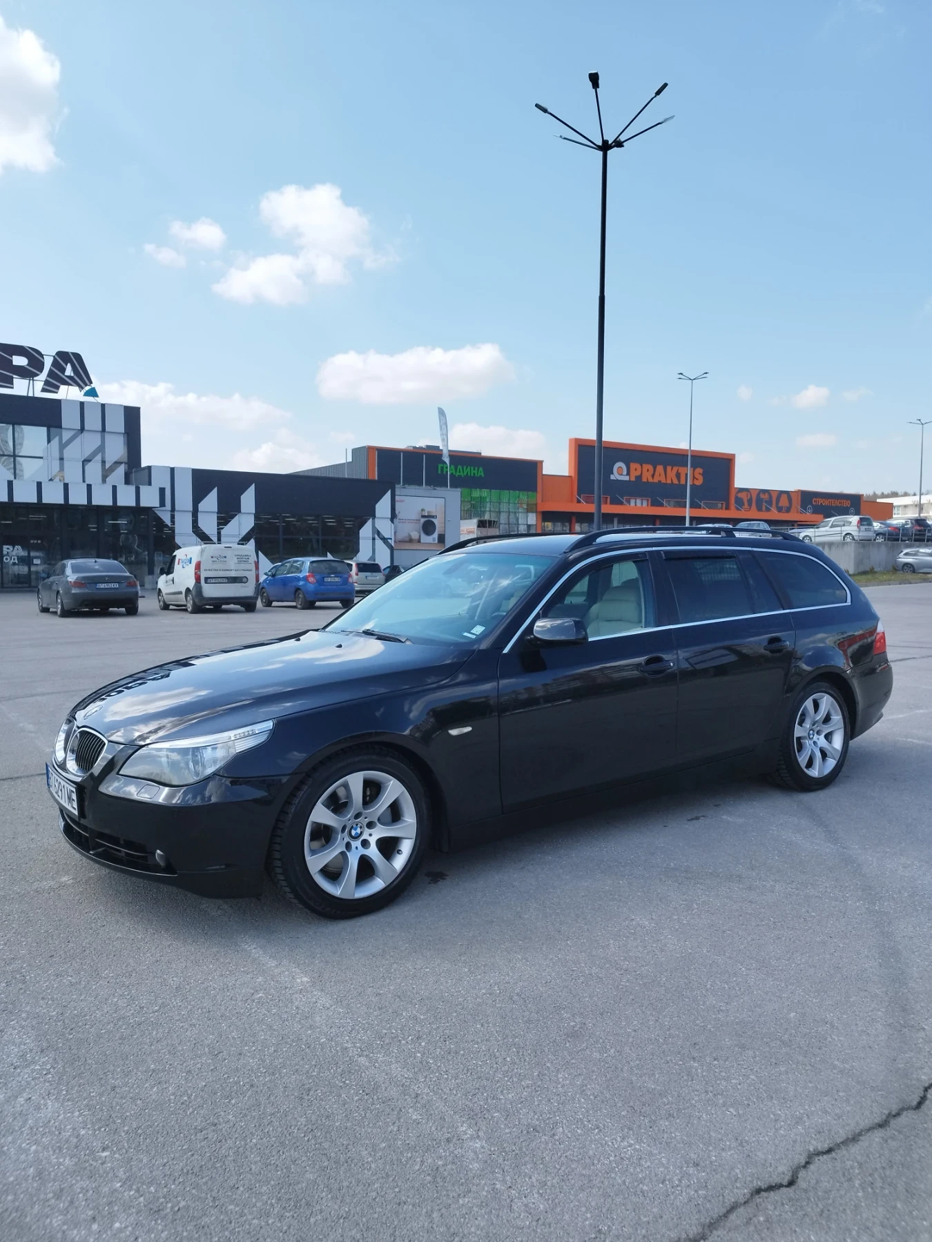 BMW 535 Пълна сервизна история, Обслужена, 3 ключа, Теглич, снимка 6 - Автомобили и джипове - 54806806