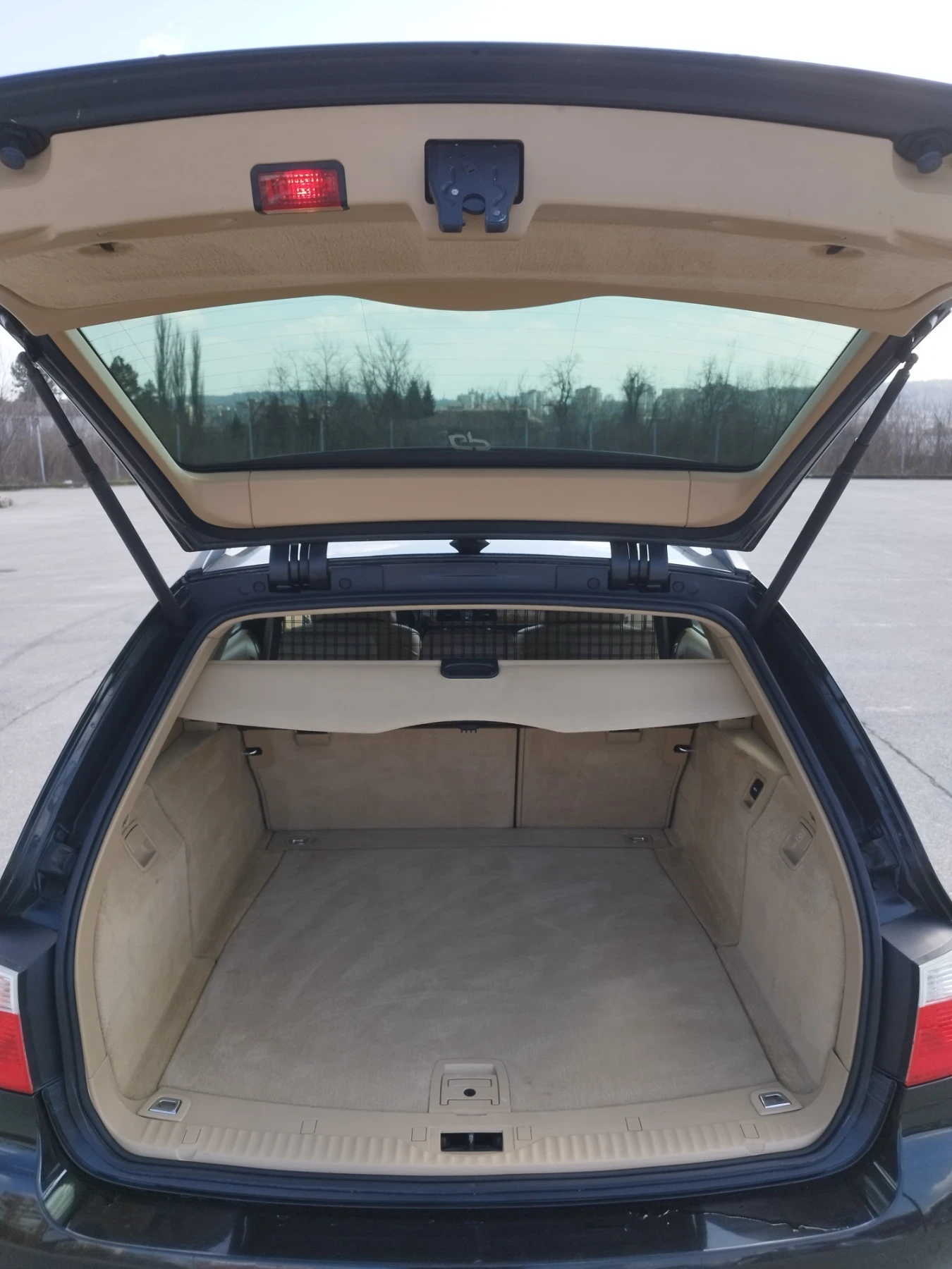 BMW 535 Пълна сервизна история, Обслужена, 3 ключа, Теглич, снимка 7 - Автомобили и джипове - 54806806