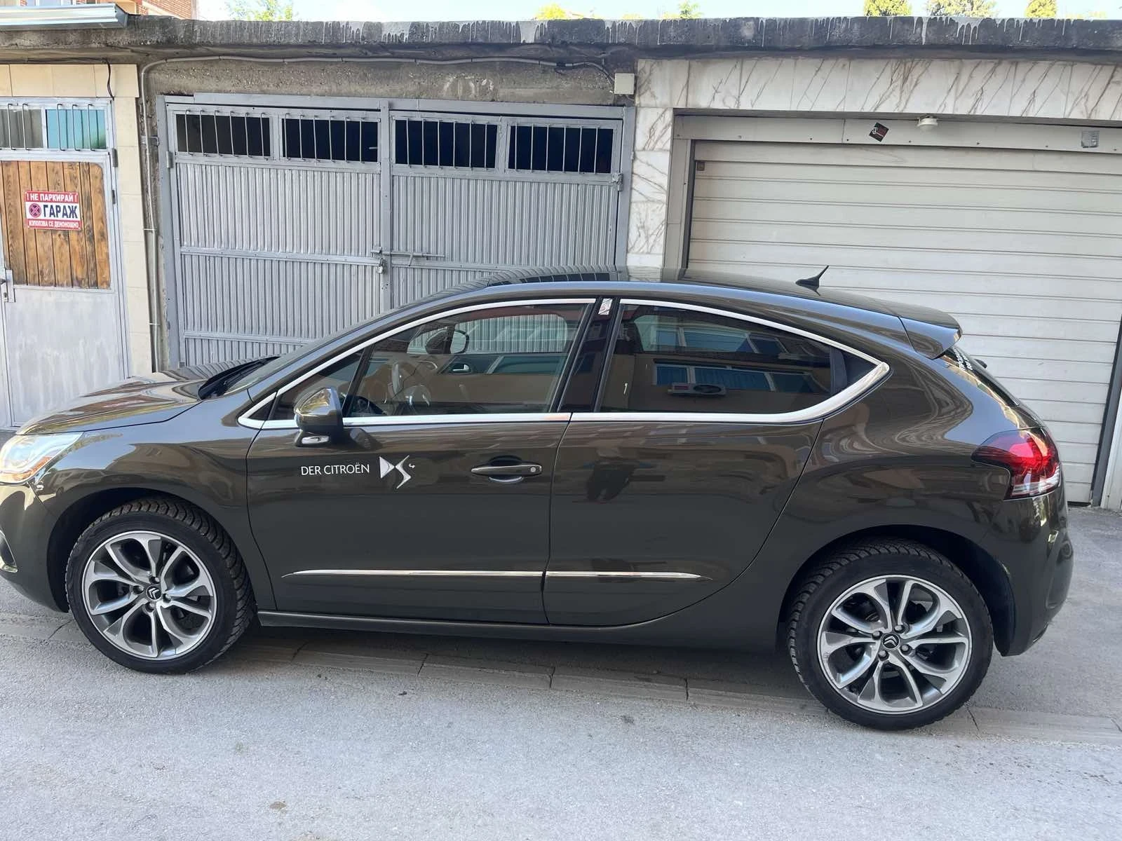 Citroen DS4 1.6HDI, снимка 5 - Автомобили и джипове - 54898476