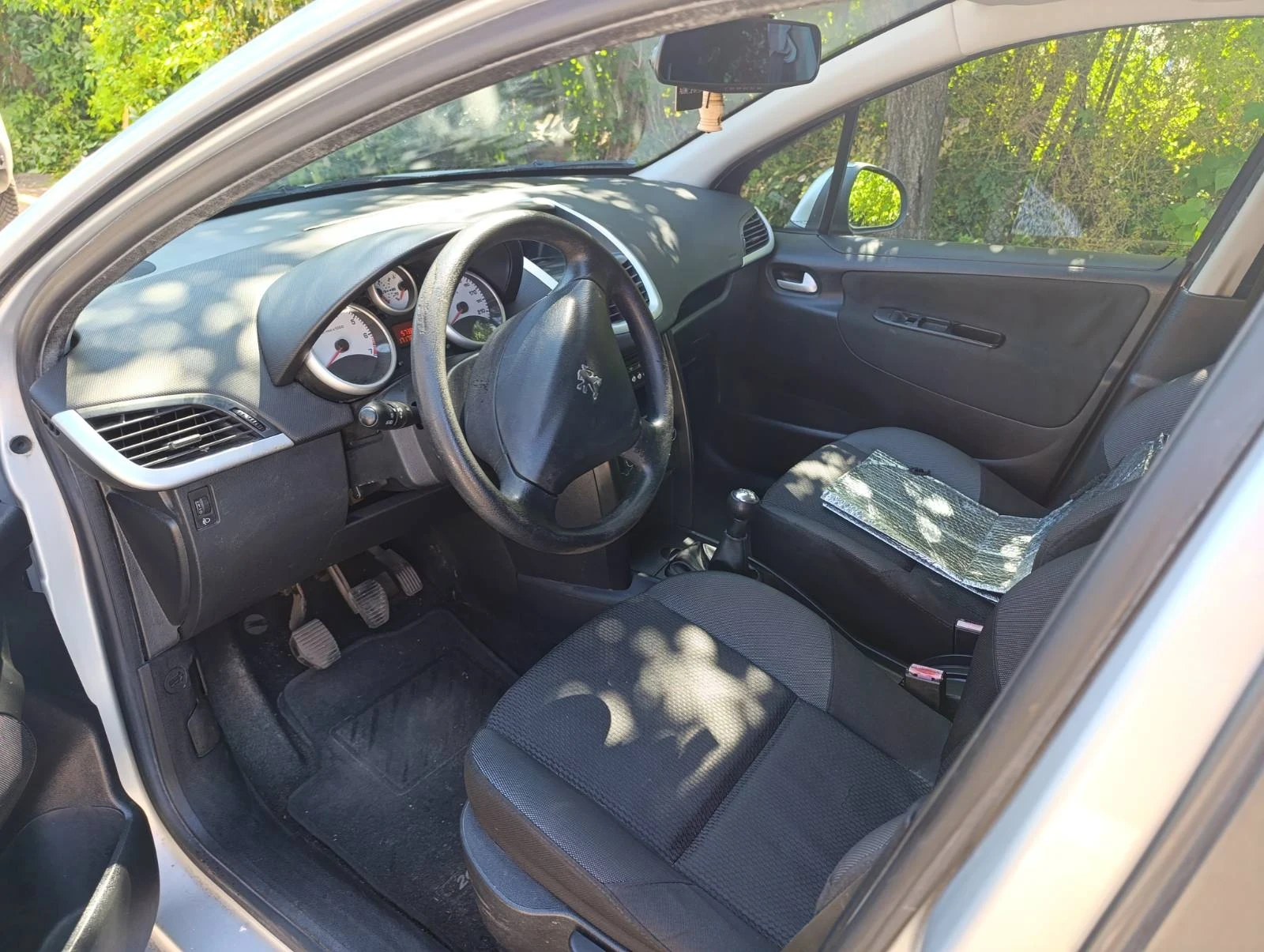 Peugeot 207, снимка 7 - Автомобили и джипове - 54980467
