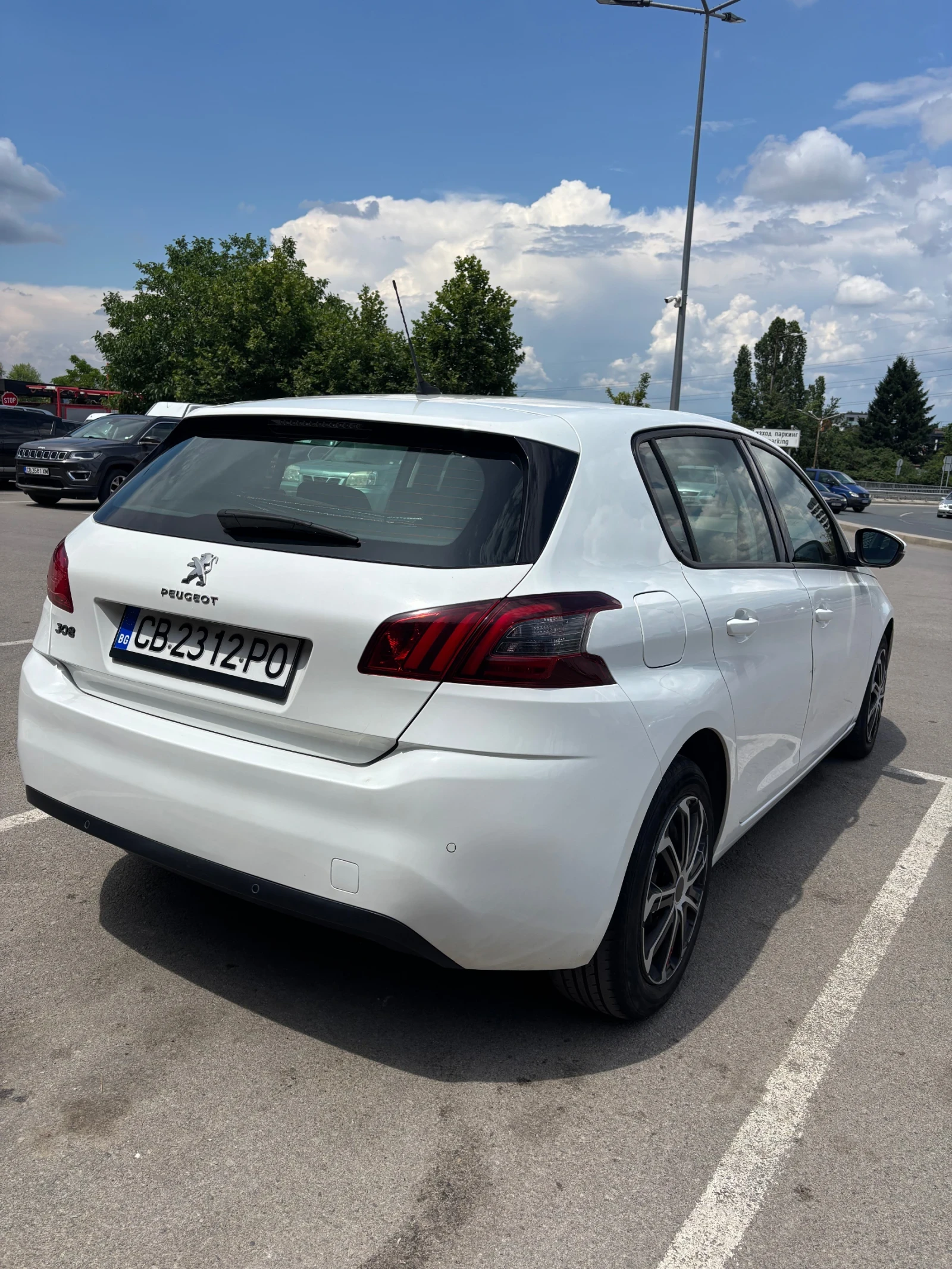 Peugeot 308 1.5 HDI, снимка 5 - Автомобили и джипове - 55016300