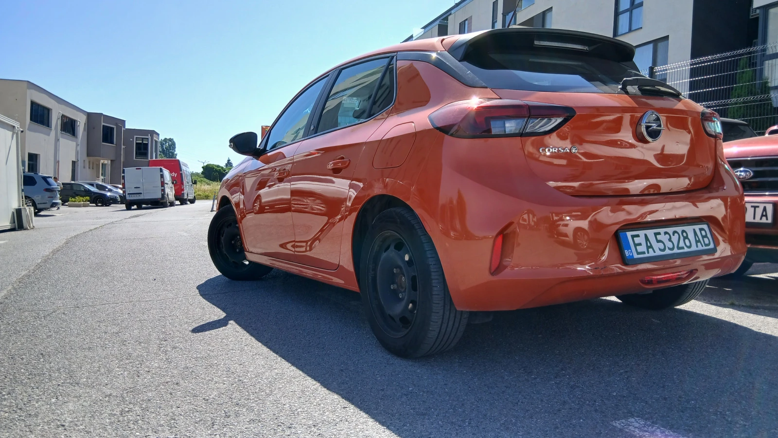 Opel Corsa Е, снимка 4 - Автомобили и джипове - 55090386