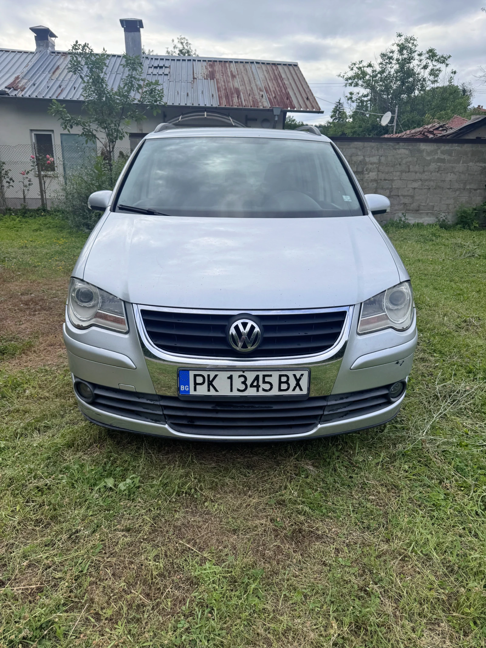 VW Touran 1, 9 TDI, 7 места, снимка 3 - Автомобили и джипове - 55144116