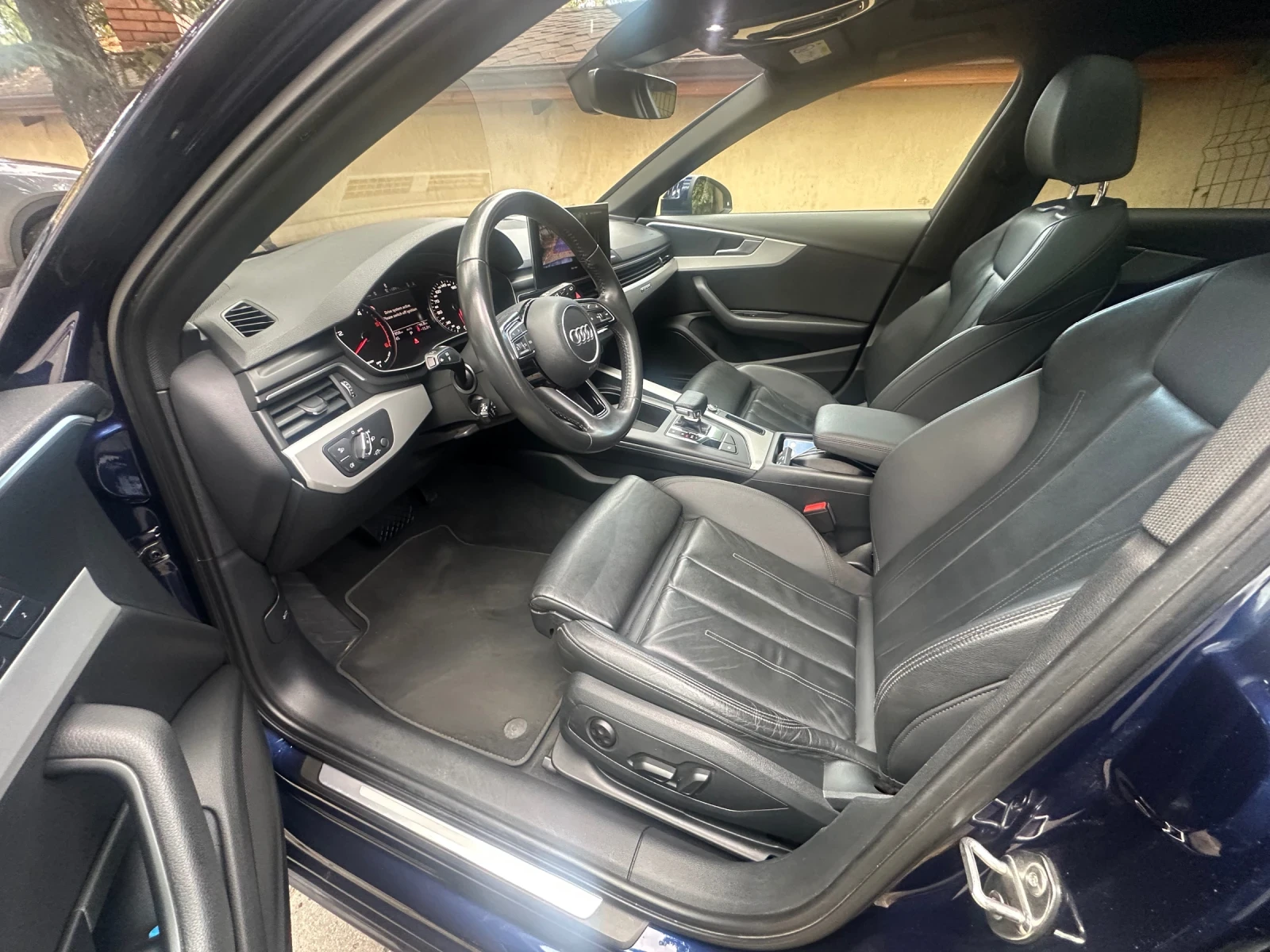 Audi A4 Фейслифт, Комби 127хил. км , снимка 15 - Автомобили и джипове - 56486388