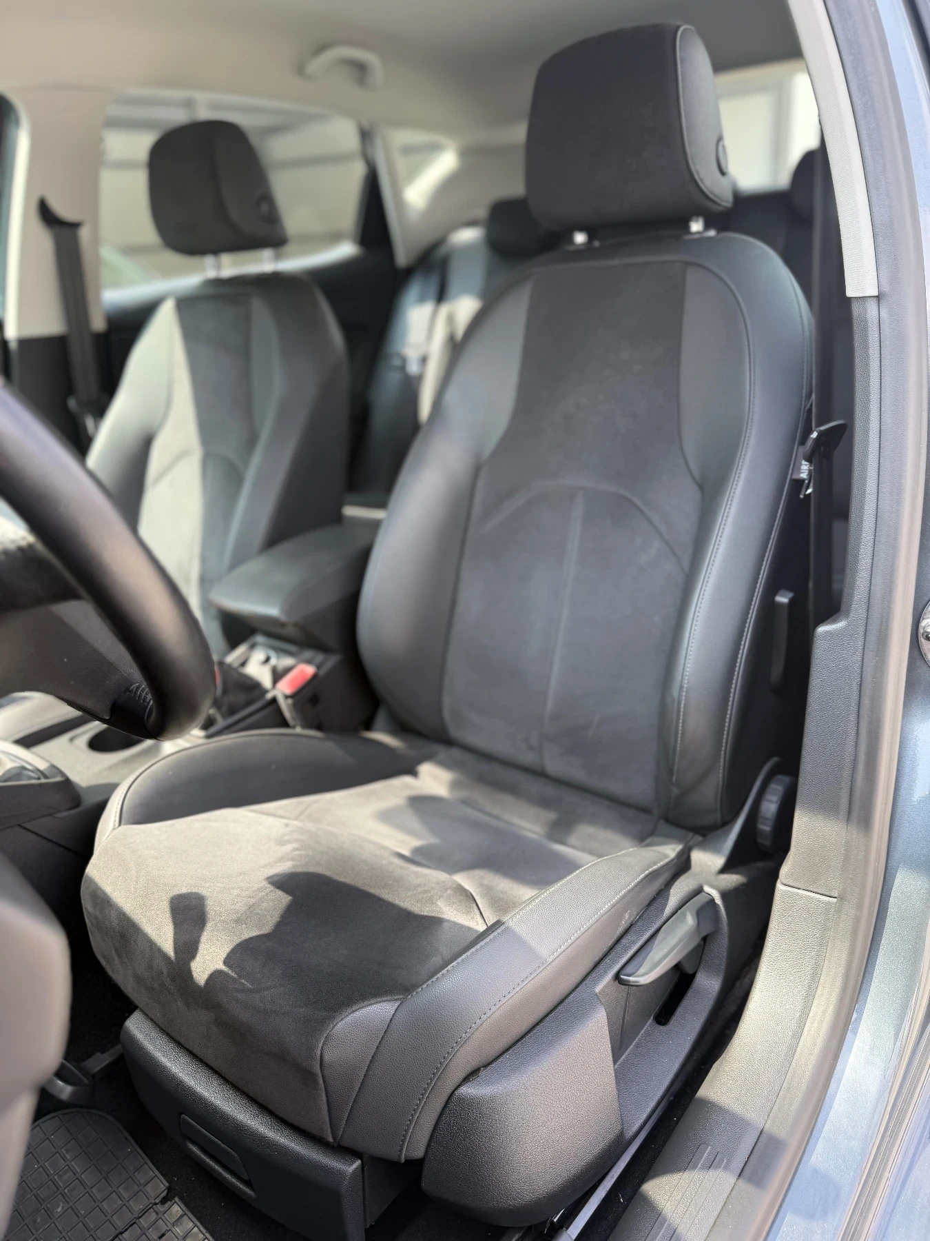 Seat Leon, снимка 11 - Автомобили и джипове - 55651508