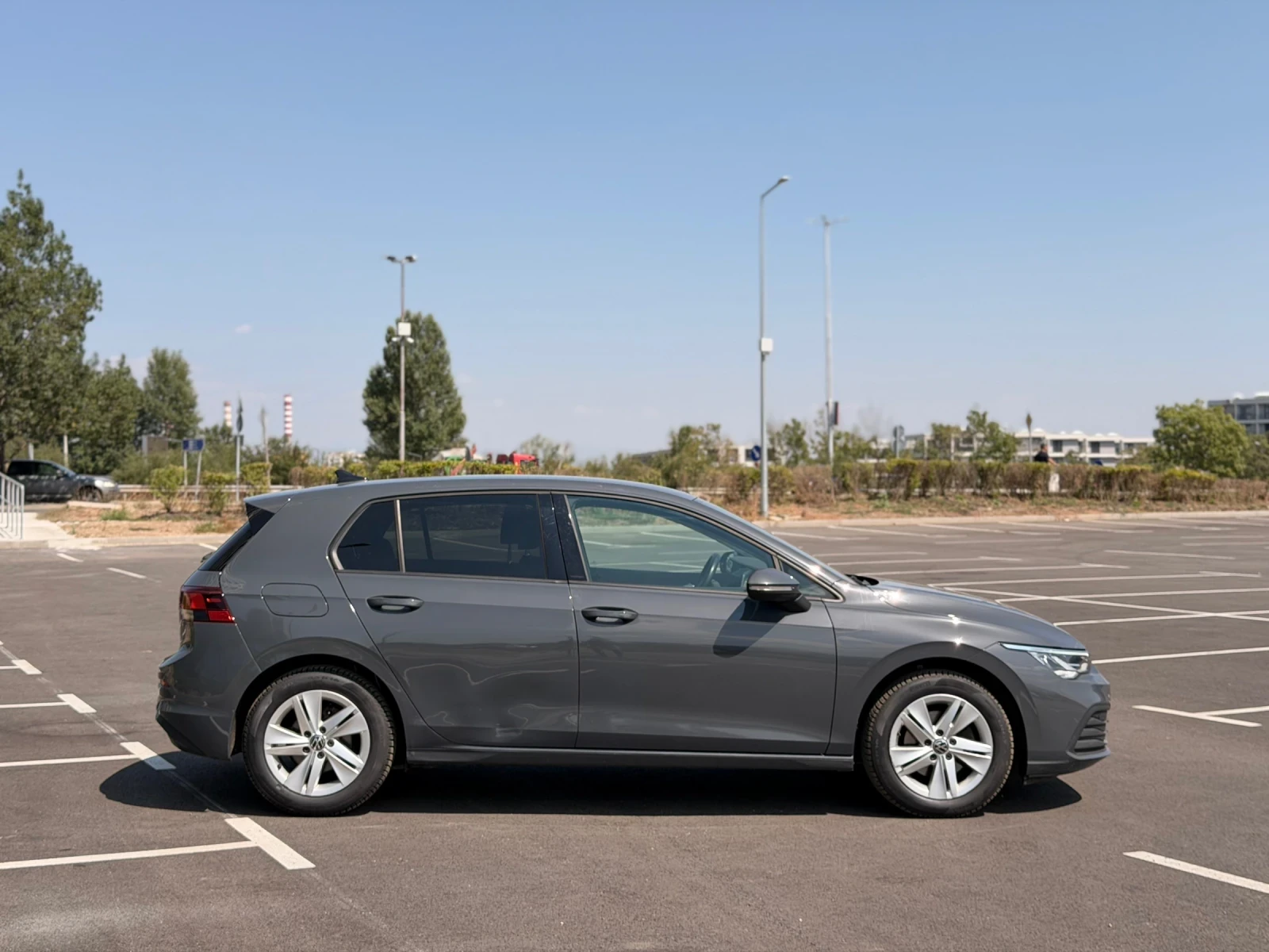 VW Golf 1.5TSI-Лизинг през Уникредит , снимка 4 - Автомобили и джипове - 55750687