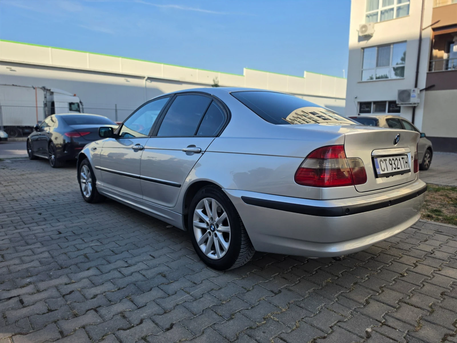 BMW 320 Facelift 2.0D 150hp 6-скорости, снимка 6 - Автомобили и джипове - 56361321