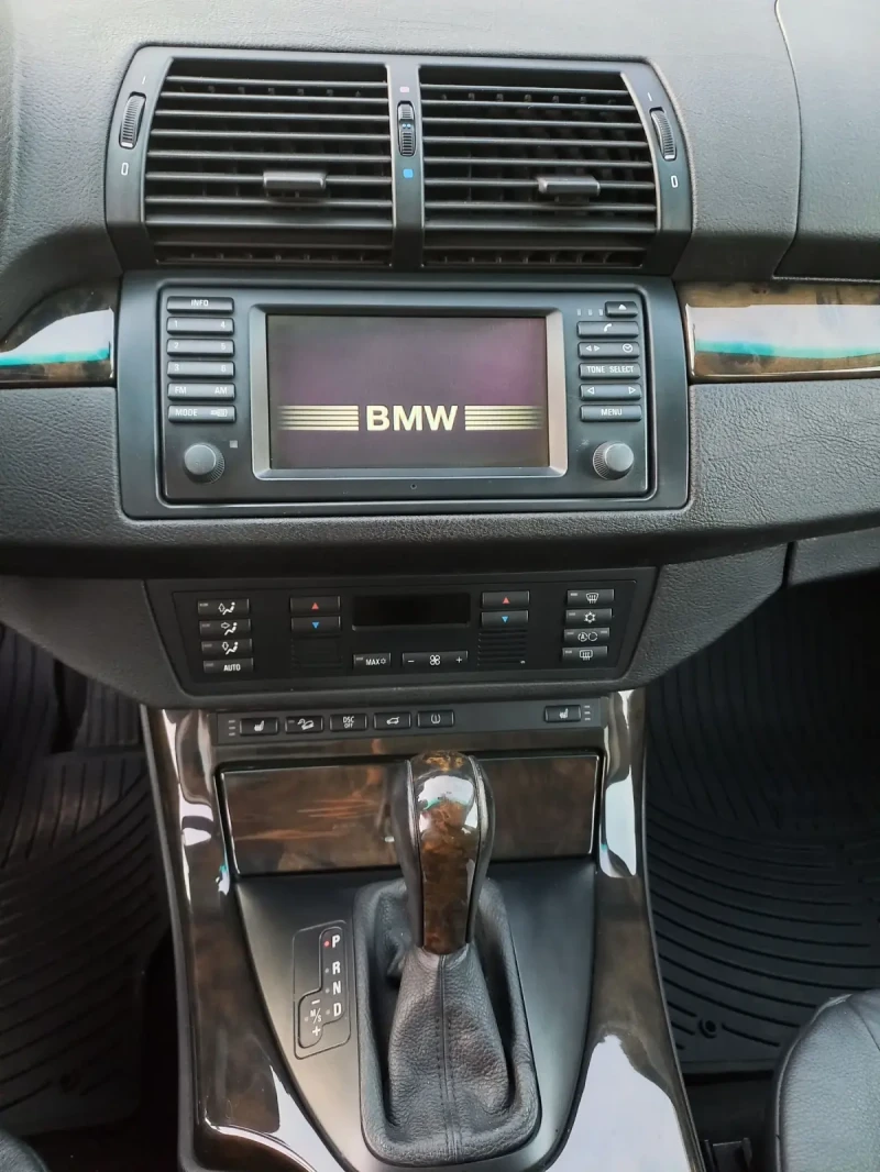 BMW X5 3.0 i, снимка 13 - Автомобили и джипове - 47334939