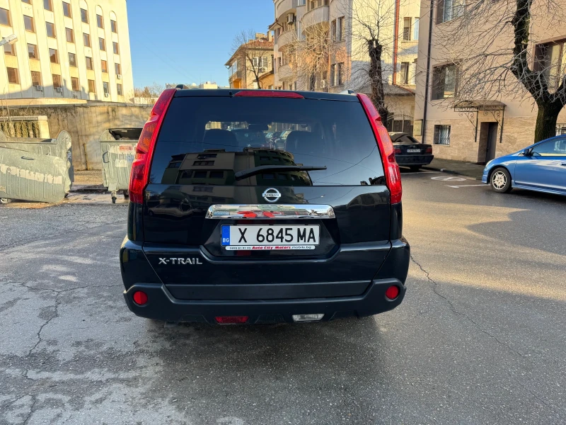 Nissan X-trail 2.0, снимка 3 - Автомобили и джипове - 48336680