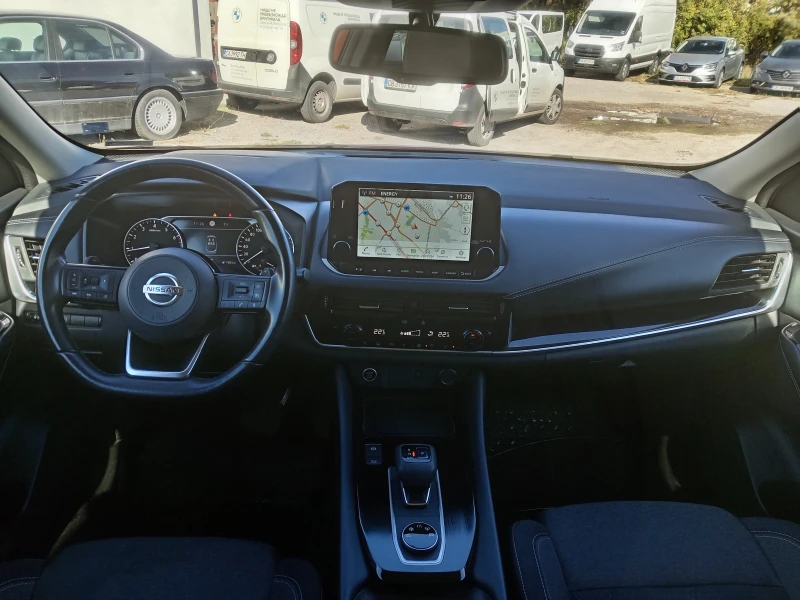 Nissan Qashqai Tce 4x4 Auto Гаран., снимка 11 - Автомобили и джипове - 52388542