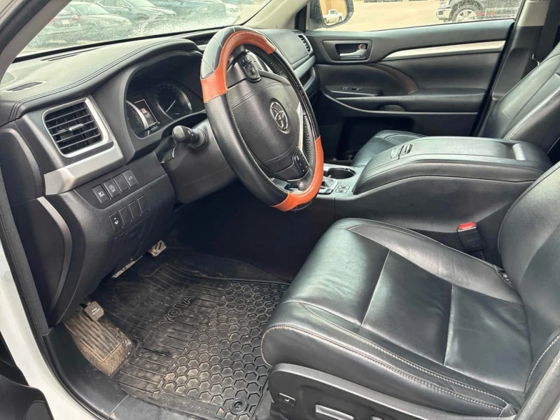 Toyota Highlander * XLE * CARFAX * БЕЗ ПЪРВОНАЧАЛНА ВНОСКА, снимка 5 - Автомобили и джипове - 52725528