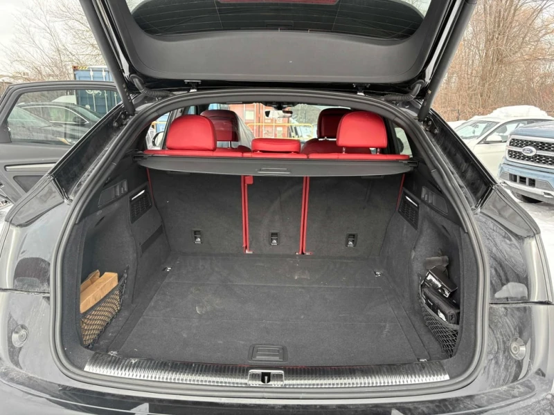 Audi SQ5 * Progressiv * CARFAX * ДИСТРОНИК * КАМЕРА * ПОДГР, снимка 11 - Автомобили и джипове - 53387678