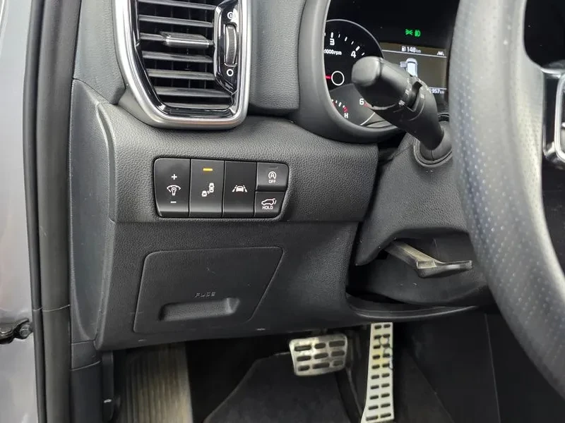 Kia Sportage 1.6 4WD SIGNATURE, снимка 16 - Автомобили и джипове - 55384575
