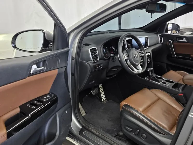 Kia Sportage 1.6 4WD SIGNATURE, снимка 10 - Автомобили и джипове - 55384575