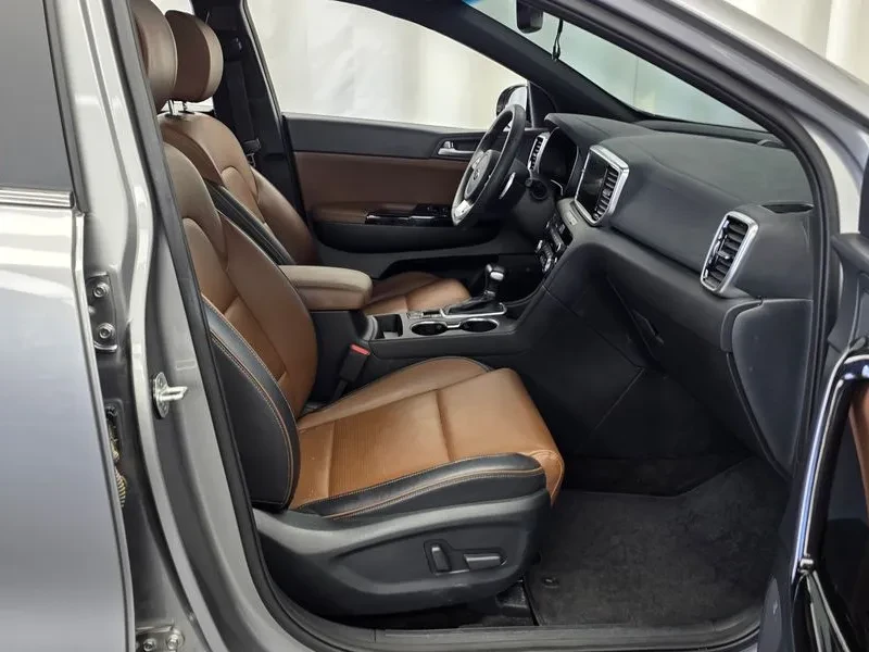 Kia Sportage 1.6 4WD SIGNATURE, снимка 11 - Автомобили и джипове - 55384575