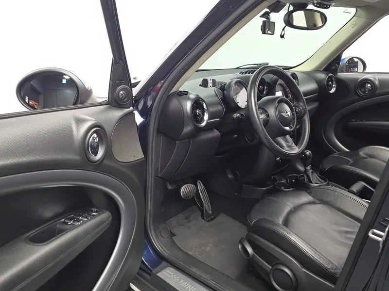 Mini Countryman 2.0L/4WD, снимка 10 - Автомобили и джипове - 56666450