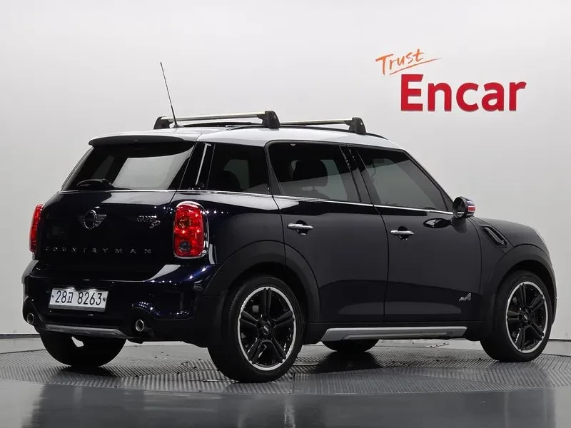 Mini Countryman 2.0L/4WD, снимка 2 - Автомобили и джипове - 56666450