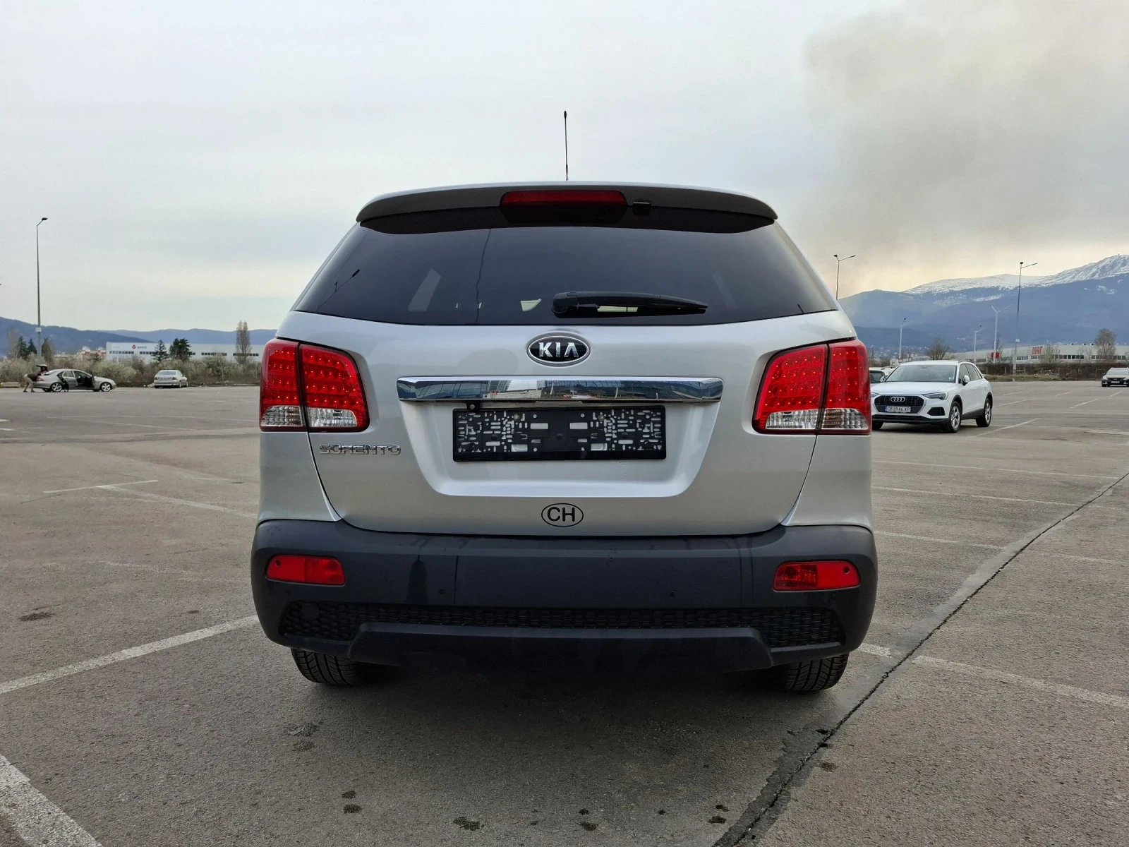 Kia Sorento 2.2 - изображение 8