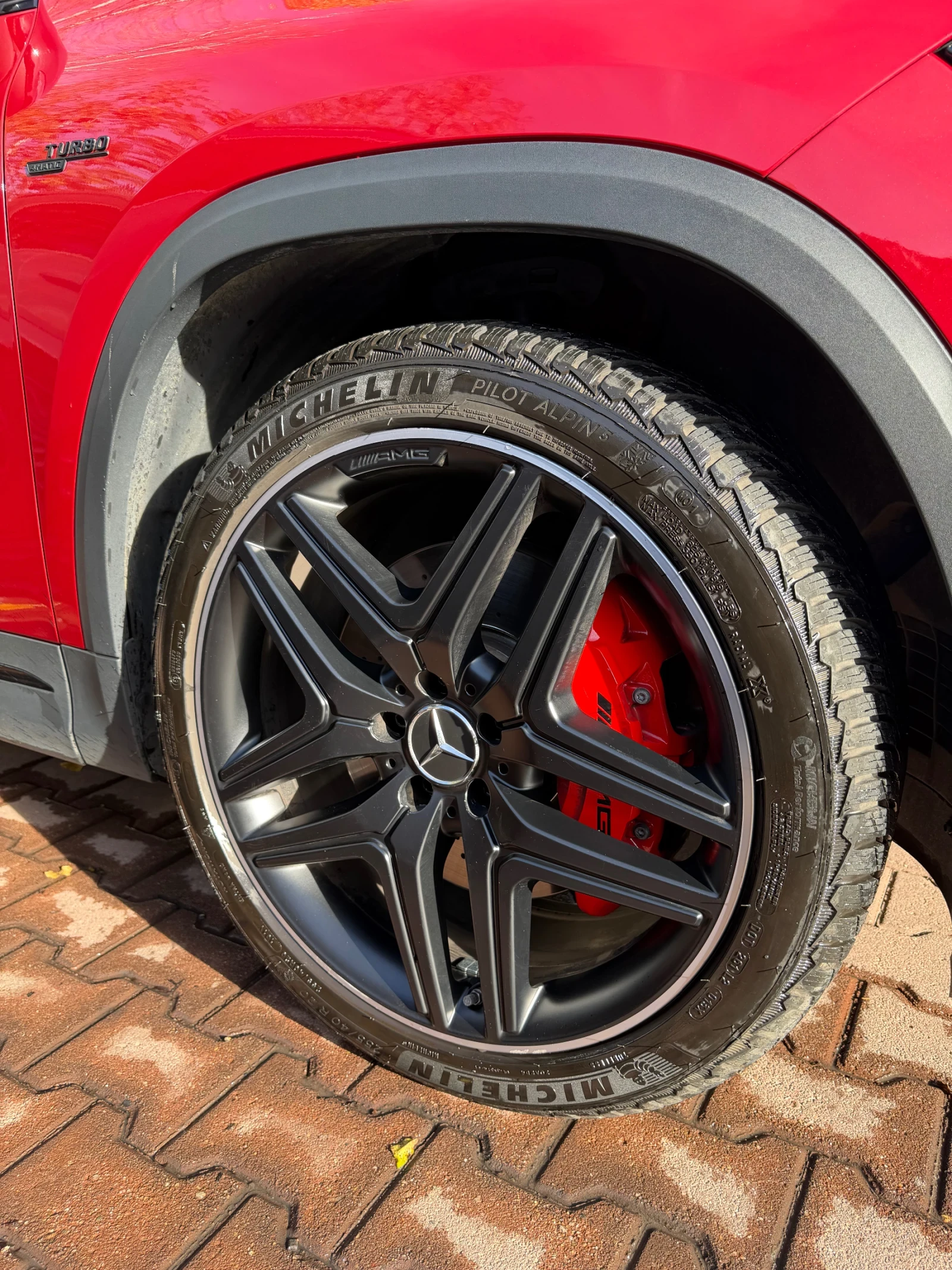 Mercedes-Benz GLA 35 AMG NIGHT PACKAGE 4matic - изображение 8