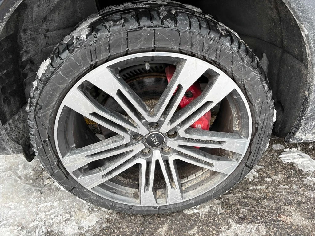 Audi SQ5 * Progressiv * CARFAX * ДИСТРОНИК * КАМЕРА * ПОДГР - изображение 7