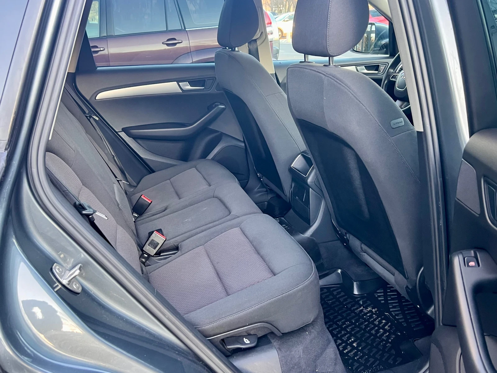 Audi Q5 2.0 170k.�.* 164� �� * CarPlay *  | Mobile.bg � ����������� 7