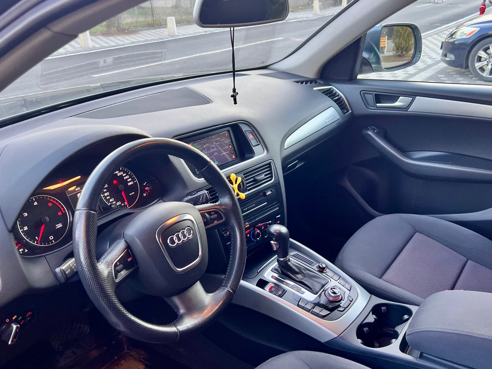 Audi Q5 2.0 170k.�.* 164� �� * CarPlay *  | Mobile.bg � ����������� 10