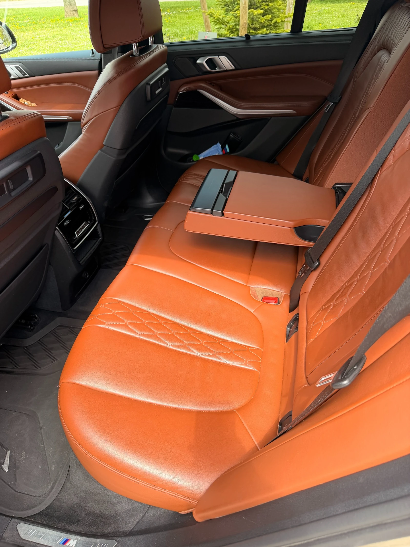 BMW X5 M50d Individual| Laser| HarmanKardon| HeadUp, снимка 8 - Автомобили и джипове - 54185154