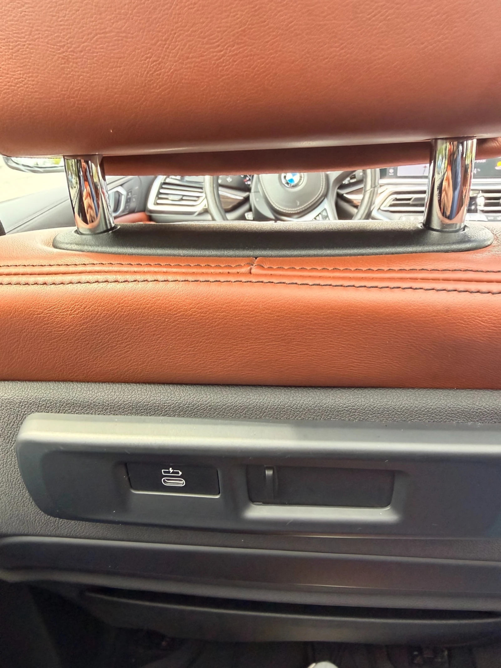 BMW X5 M50d Individual| Laser| HarmanKardon| HeadUp, снимка 12 - Автомобили и джипове - 54185154