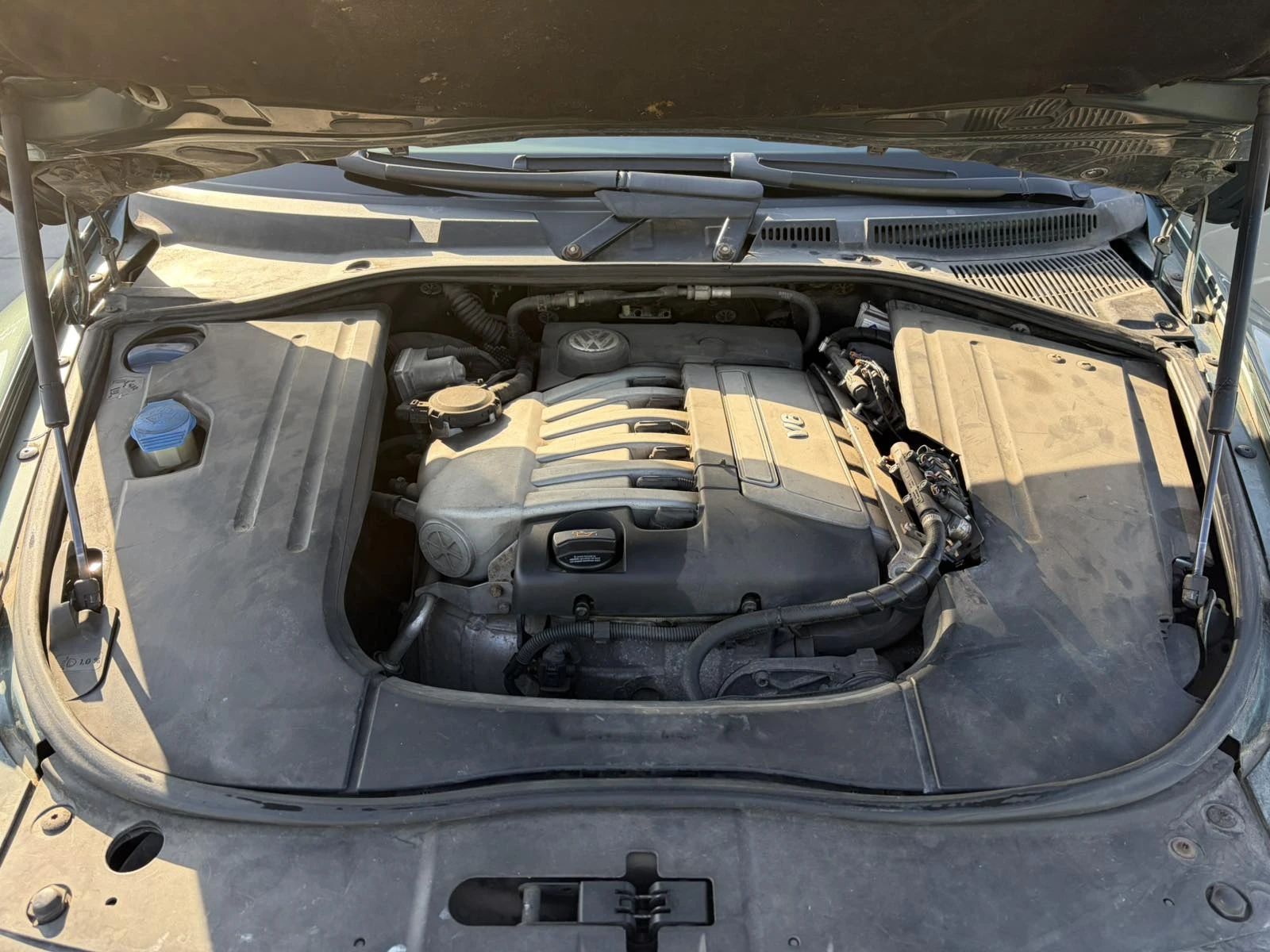 VW Touareg 3, 2 LPG, снимка 12 - Автомобили и джипове - 54034006