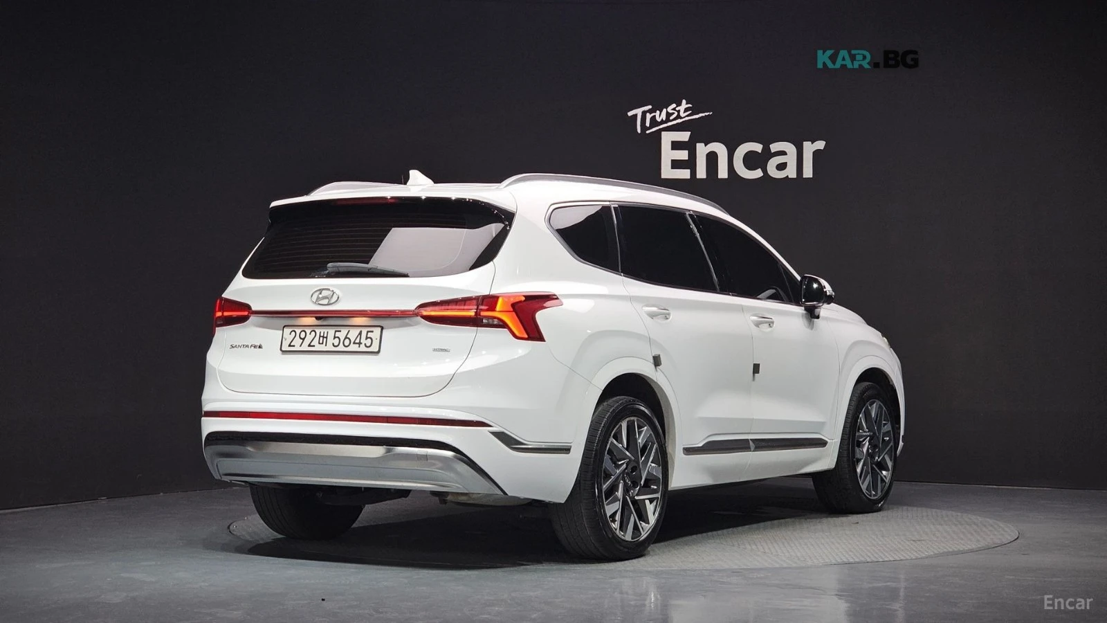 Hyundai Santa fe 2.2D* 4x4* Calligraphy* DISTRONIC* 360* ОБДУХВАНЕ*, снимка 3 - Автомобили и джипове - 55823889