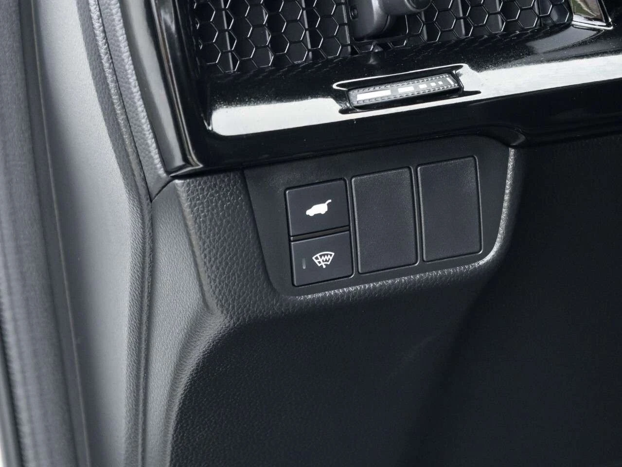 Honda Cr-v 2.0 TOURING * AWD * HYBRID * 2026 * ОТ ХОНДА * , снимка 16 - Автомобили и джипове - 56012872