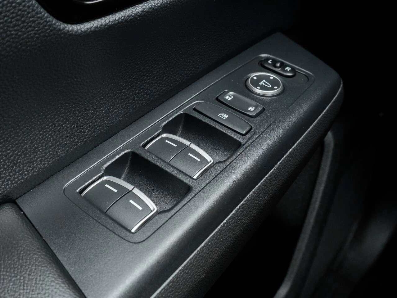 Honda Cr-v 2.0 TOURING * AWD * HYBRID * 2026 * ОТ ХОНДА * , снимка 14 - Автомобили и джипове - 56012872