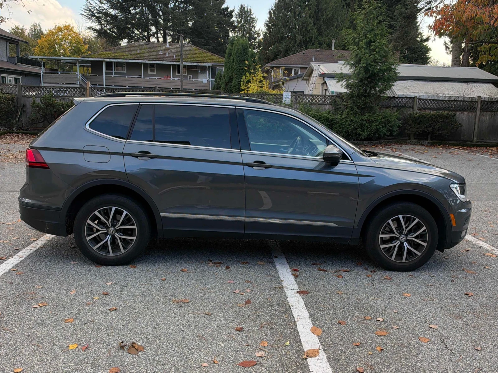 VW Tiguan Comfortline, снимка 3 - Автомобили и джипове - 56719418