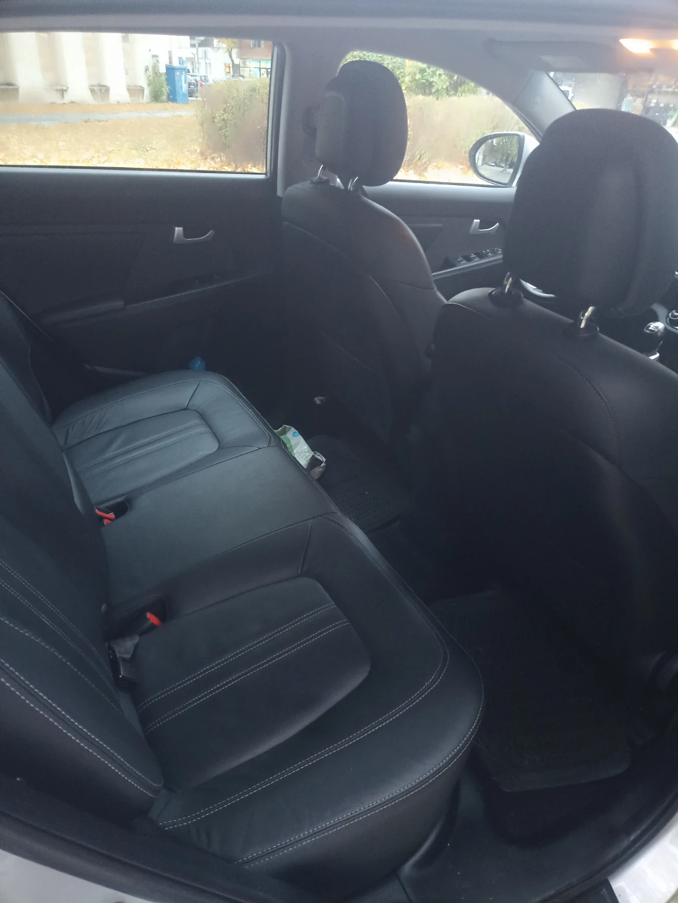 Kia Sportage, снимка 9 - Автомобили и джипове - 56733873