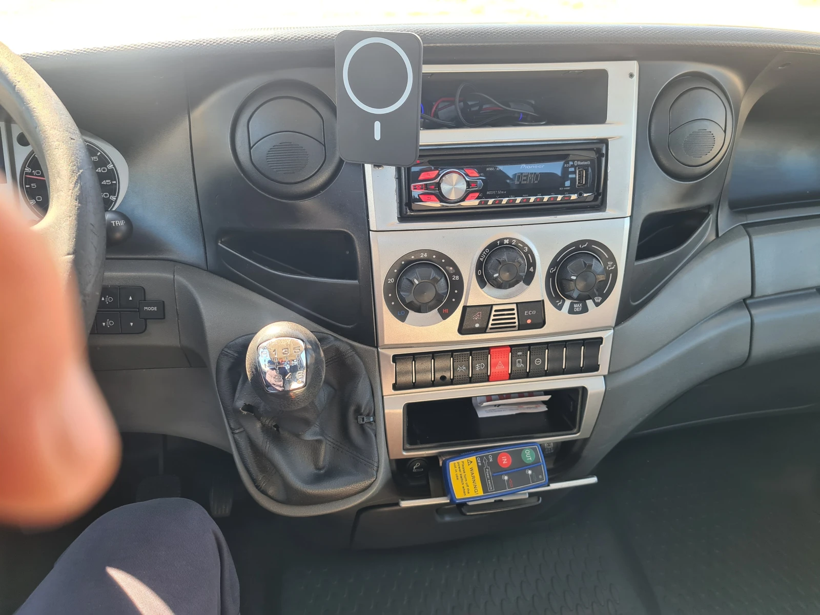 Iveco 35c17 3.0 D - изображение 10