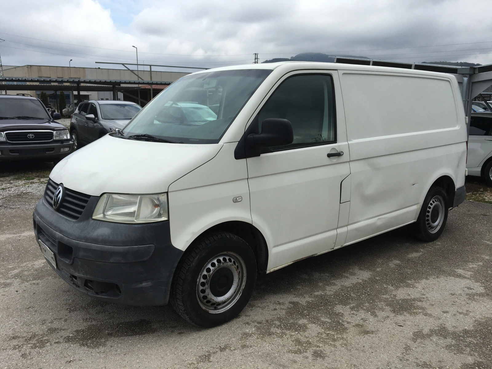 VW T5 1.9TDI 90ks Italia, снимка 2 - Бусове и автобуси - 52132412