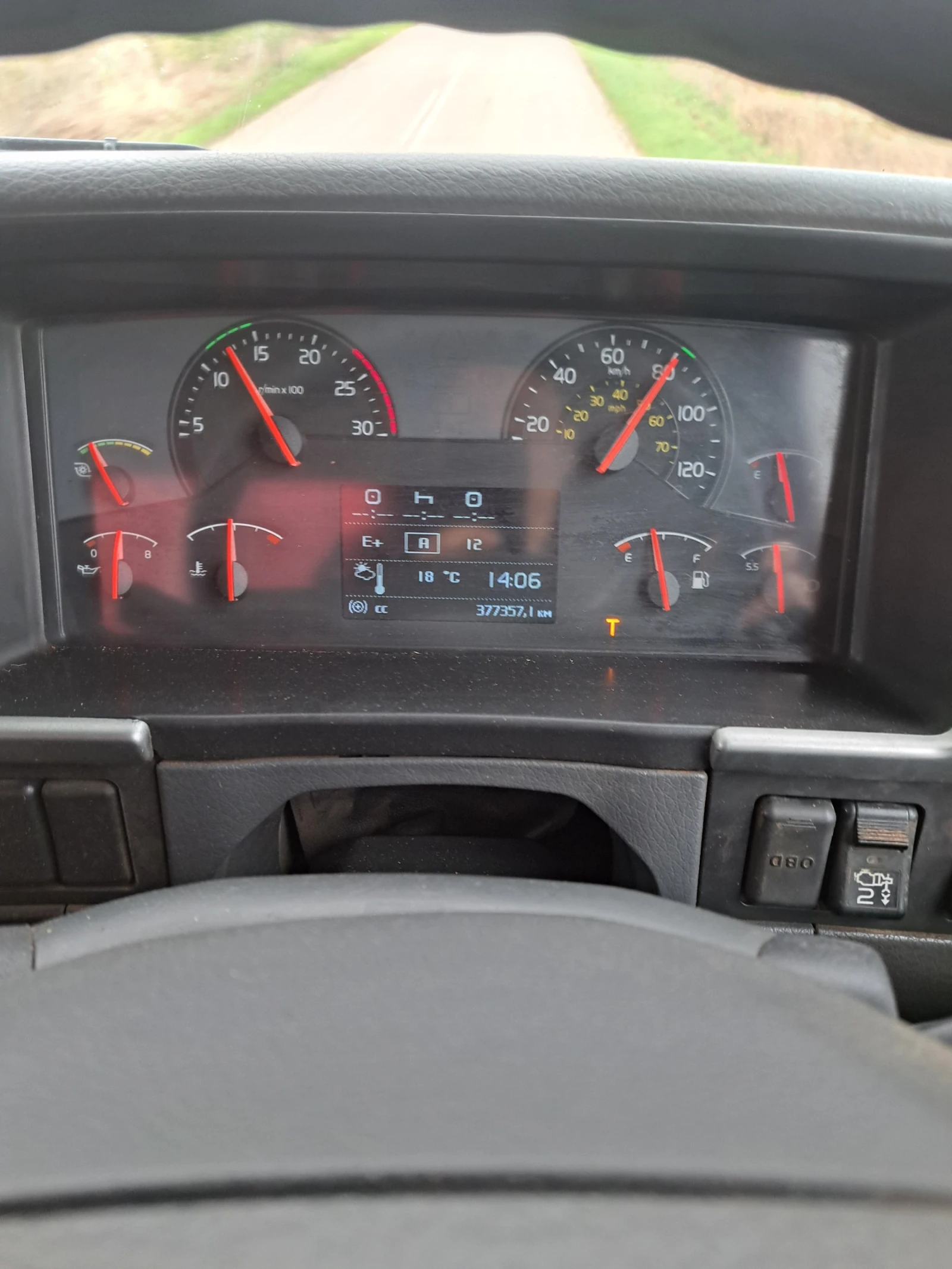 Volvo Fm 13 - изображение 10