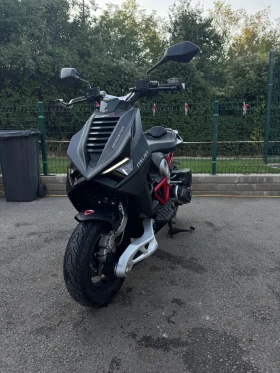 Italjet Dragster Italdjet Dragster 200 / AKRAPOVIC, снимка 2