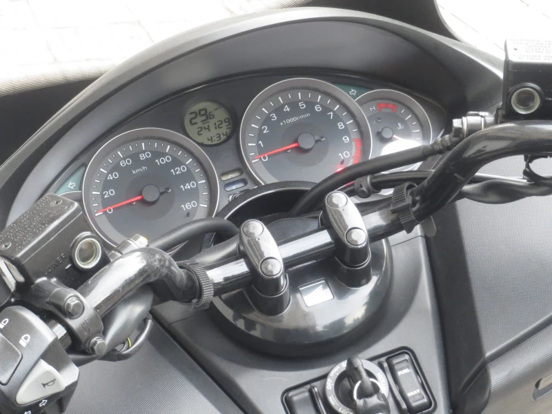 Honda Forza 300 ABS, снимка 6 - Мотоциклети и мототехника - 52580792