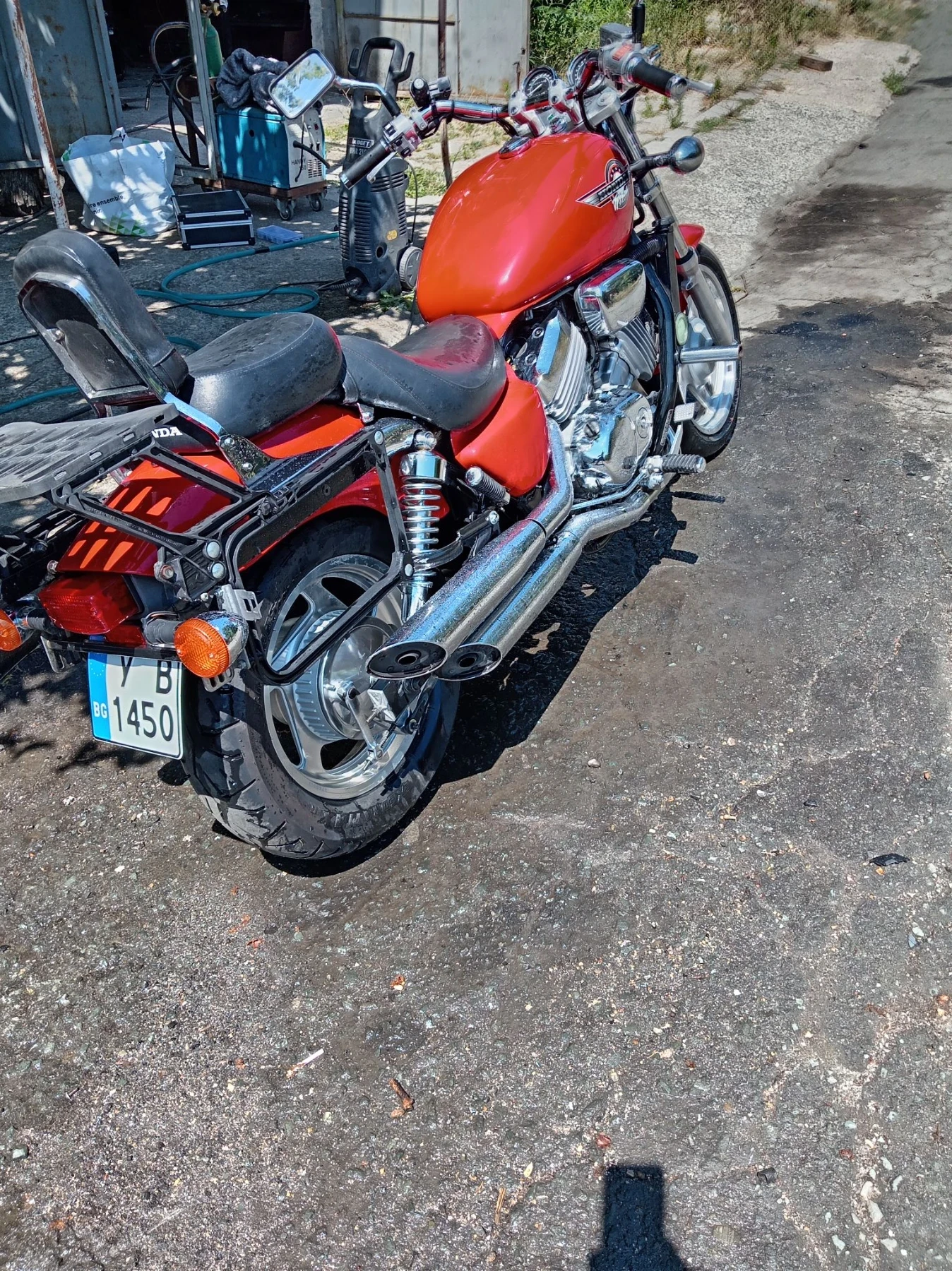 Honda Magna, снимка 14 - Мотоциклети и мототехника - 55625036