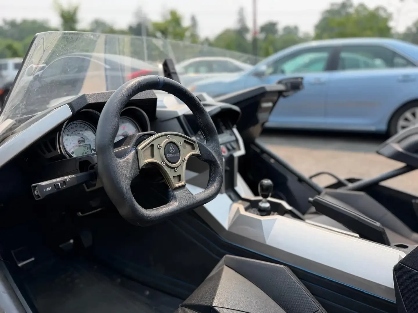 Polaris Slingshot ТУНИНГОВАНА, снимка 9 - Мотоциклети и мототехника - 56694013