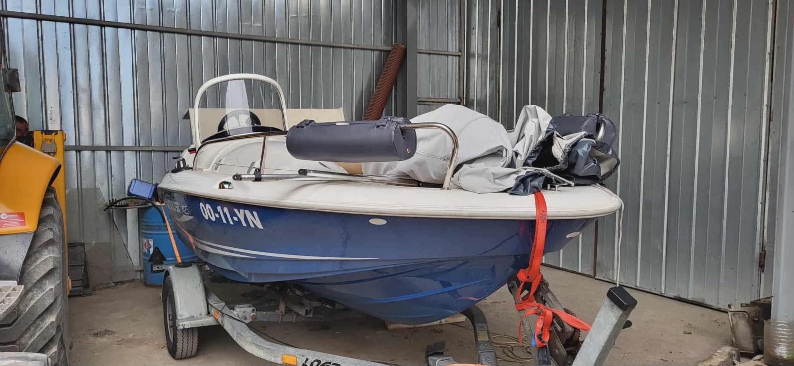  Quicksilver 4.25 | Mobile.bg   1