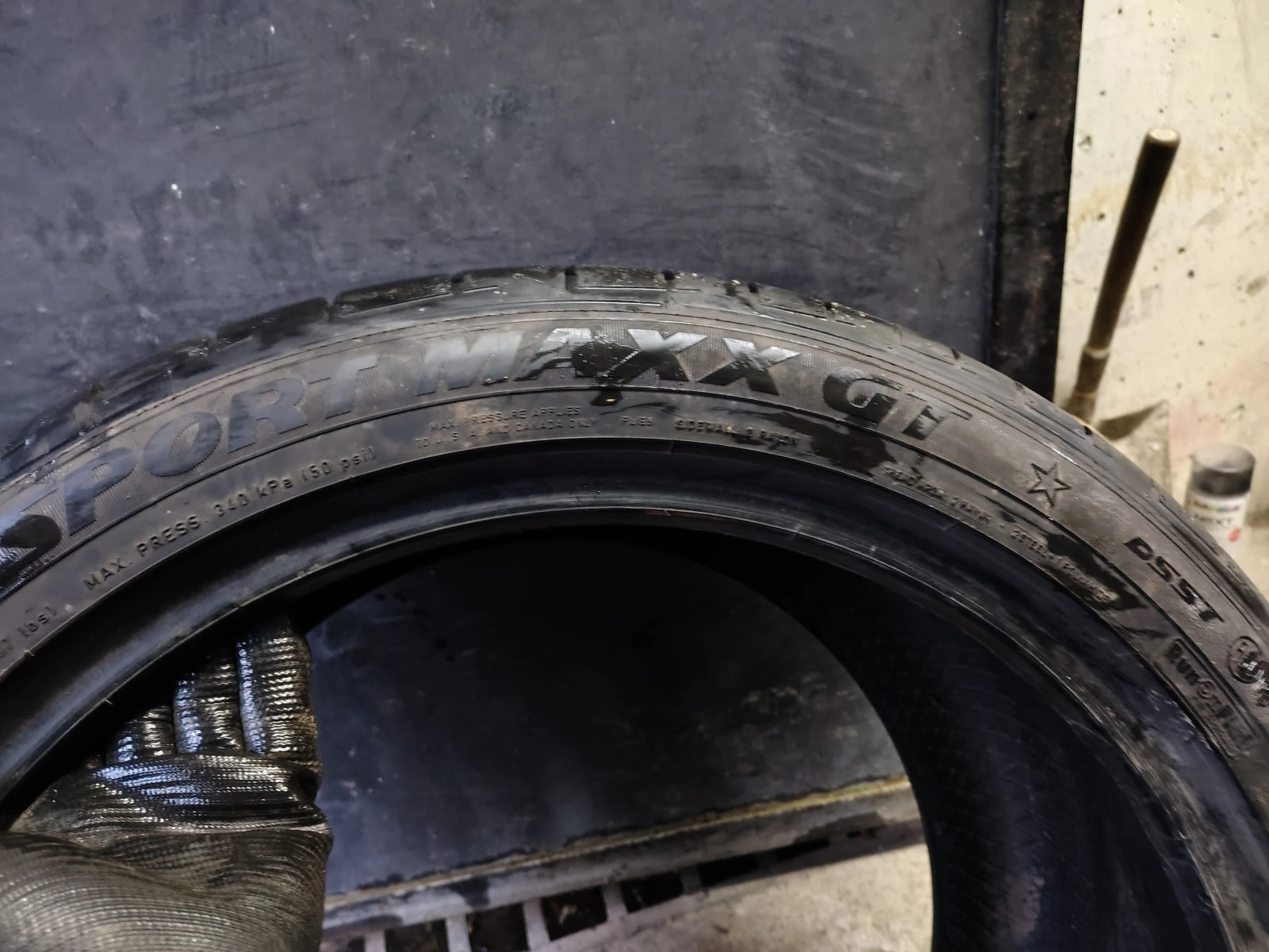 Гуми Летни 315/35R20, снимка 5 - Гуми и джанти - 54103406