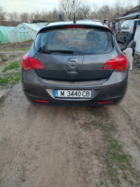 Opel Astra J 2010 | Mobile.bg    3